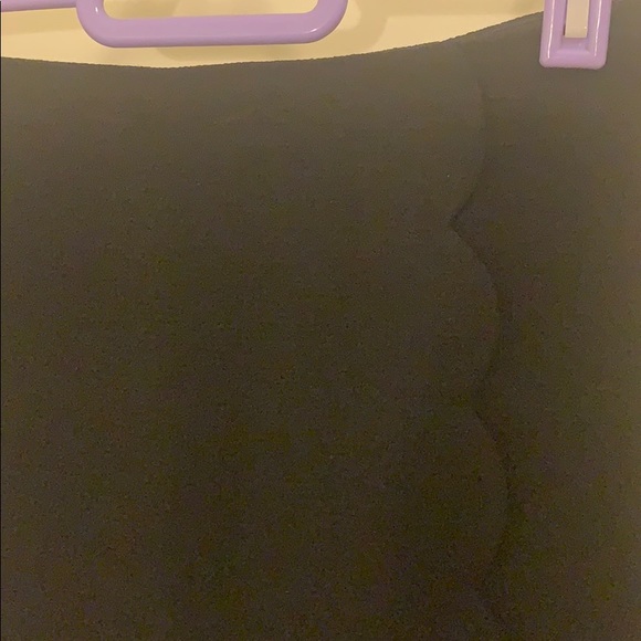 Club Monaco skirt - Picture 2 of 4